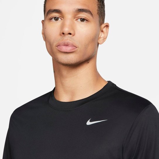 Camiseta Nike Dri-FIT Legend Masculina
