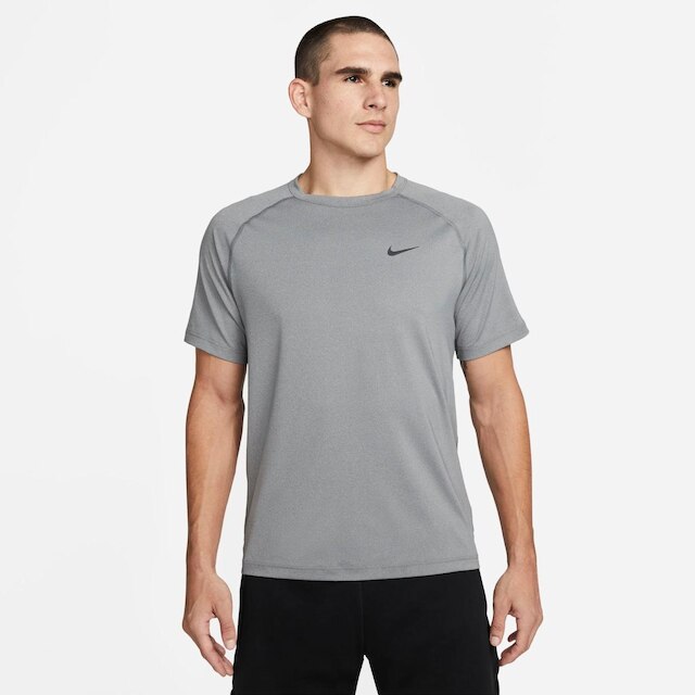 Camiseta Nike Dri-FIT Ready Masculina - Cinza | Netshoes