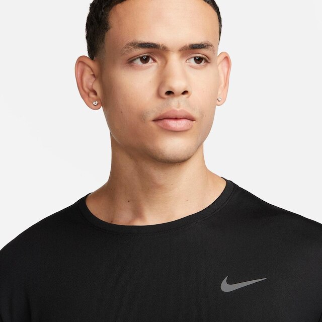 Camiseta Nike Dri-FIT UV Miller Masculina
