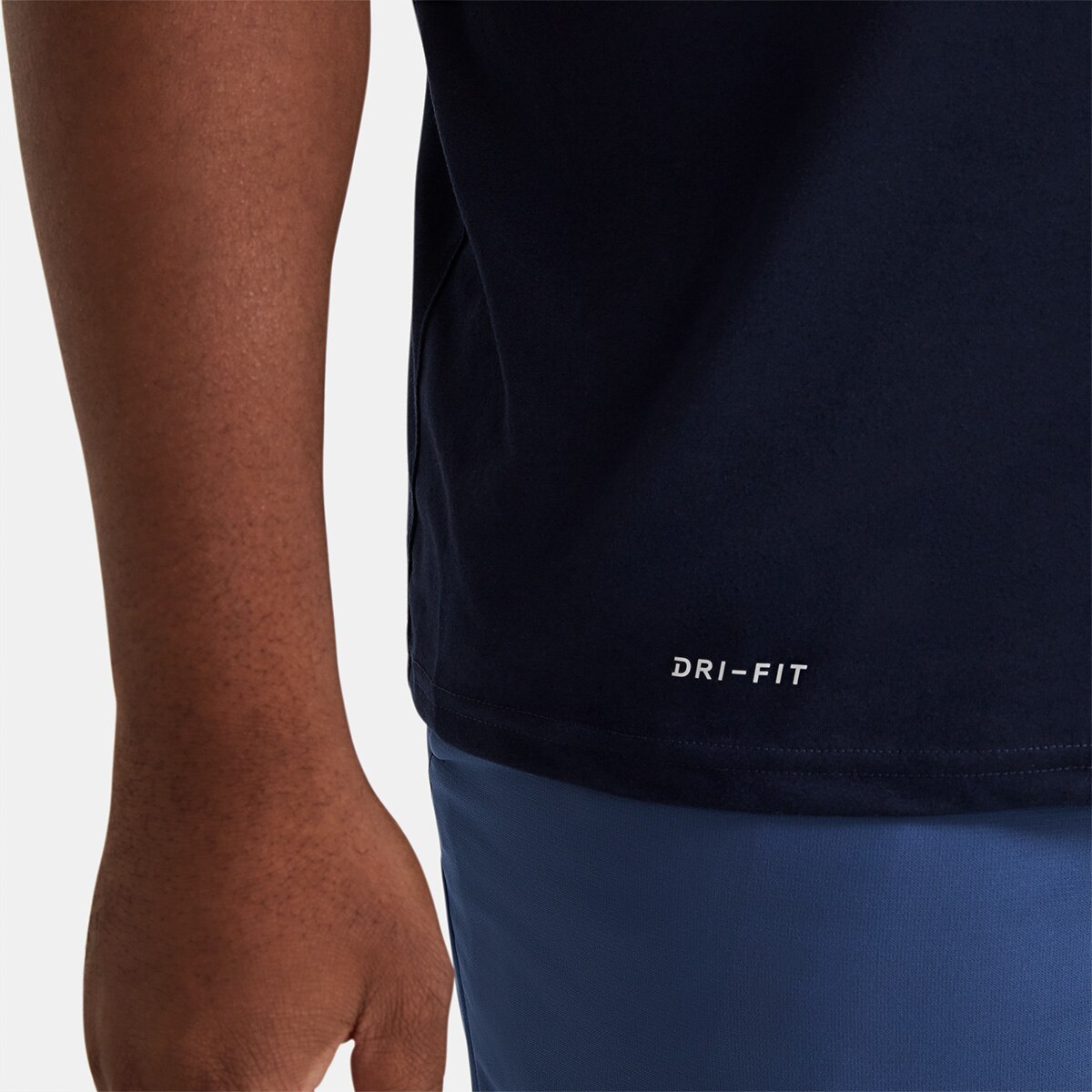 Camiseta Nike Legend 2.0 Masculina - 4