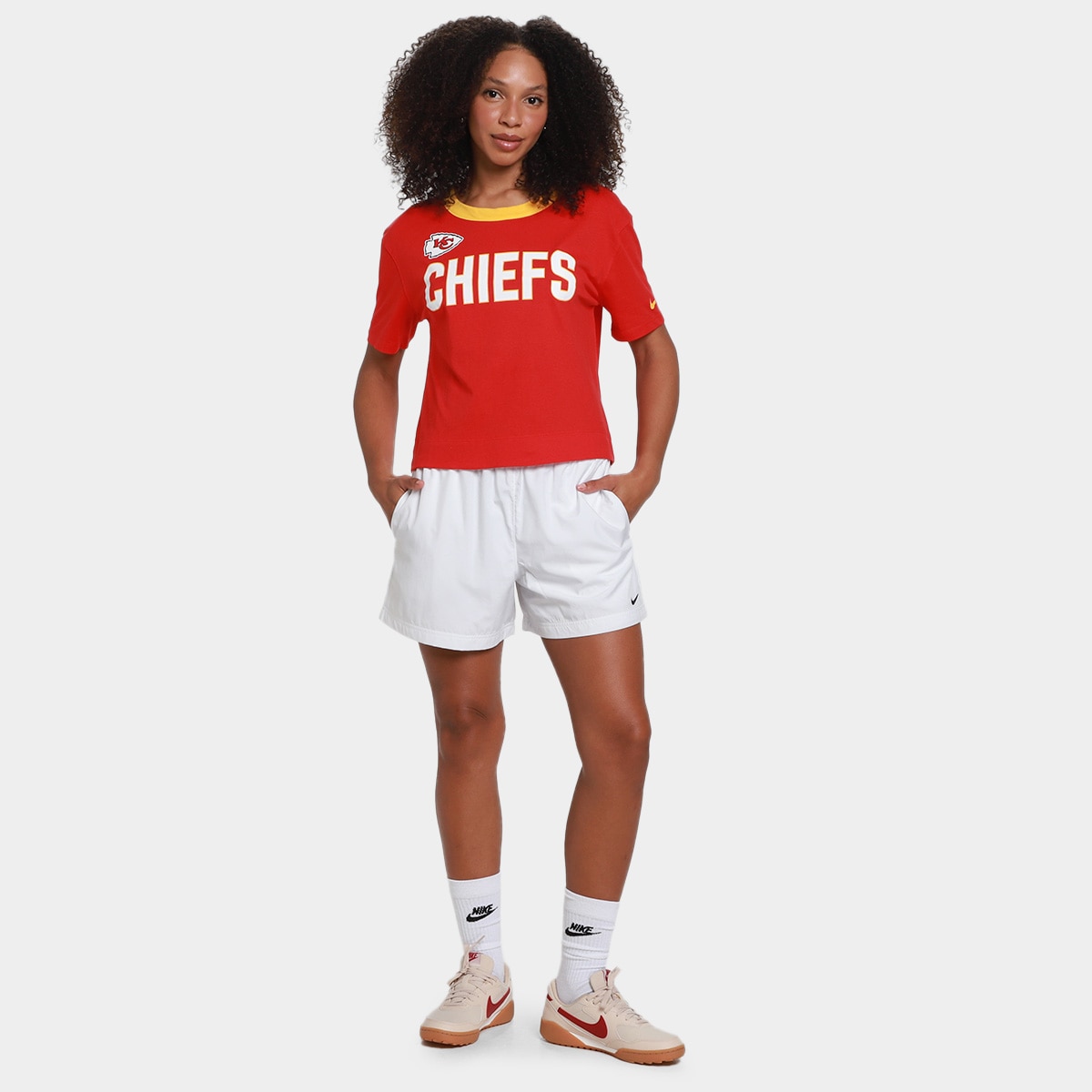 Camiseta Nike NFL Kansas City Chiefs High Hip Fashion Feminina - 3