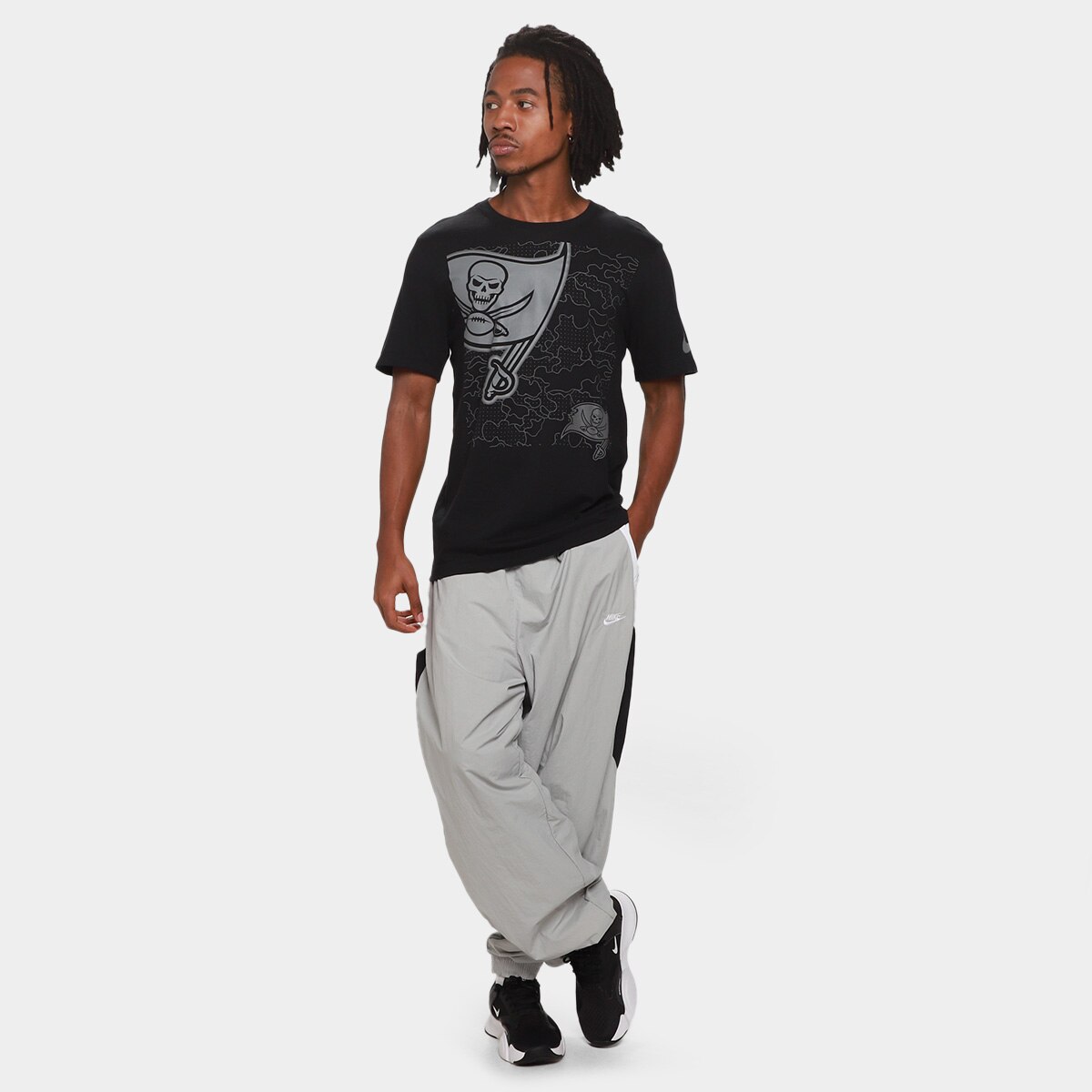 Camiseta Nike NFL Tampa Bay Buccaneers Reflective Essential Masculina - 3