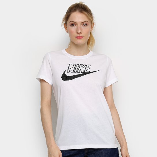 Camiseta Nike NSW Hyper Flora Feminina - Branco Menor preço em Camiseta Nike NSW Hyper Flora Feminina - Branco