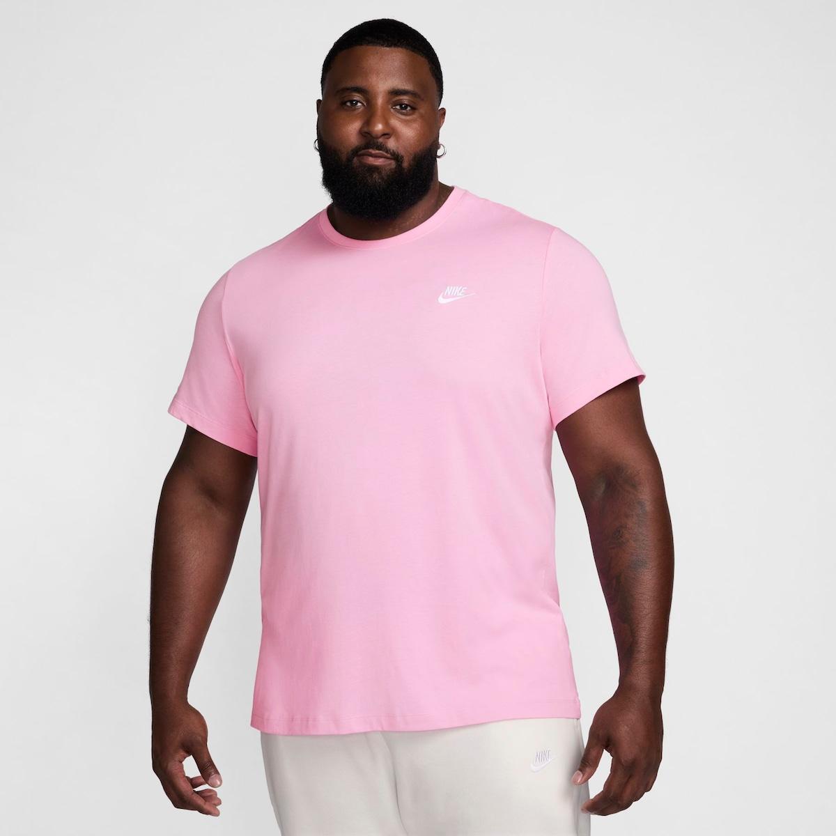 Camiseta Nike Sportswear Club Masculina - Rosa | Netshoes