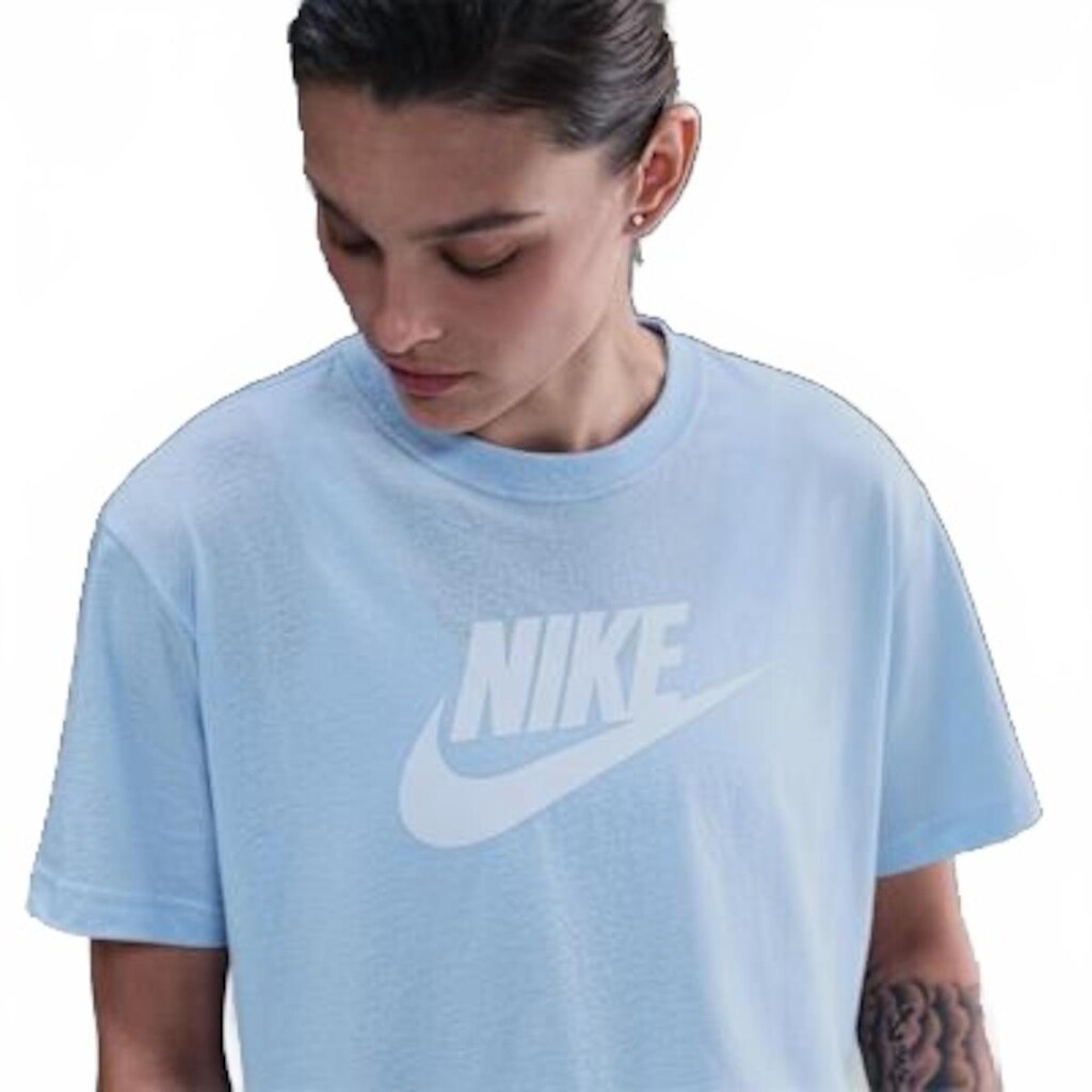 Camiseta Nike Sportswear Essential Feminina