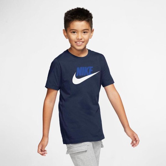 Camiseta Nike Sportswear Infantil - Azul Menor preço em Camiseta Nike Sportswear Infantil - Azul