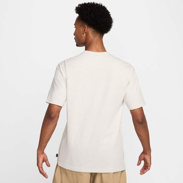 Camiseta Nike Sportswear Premium Essentials Masculina