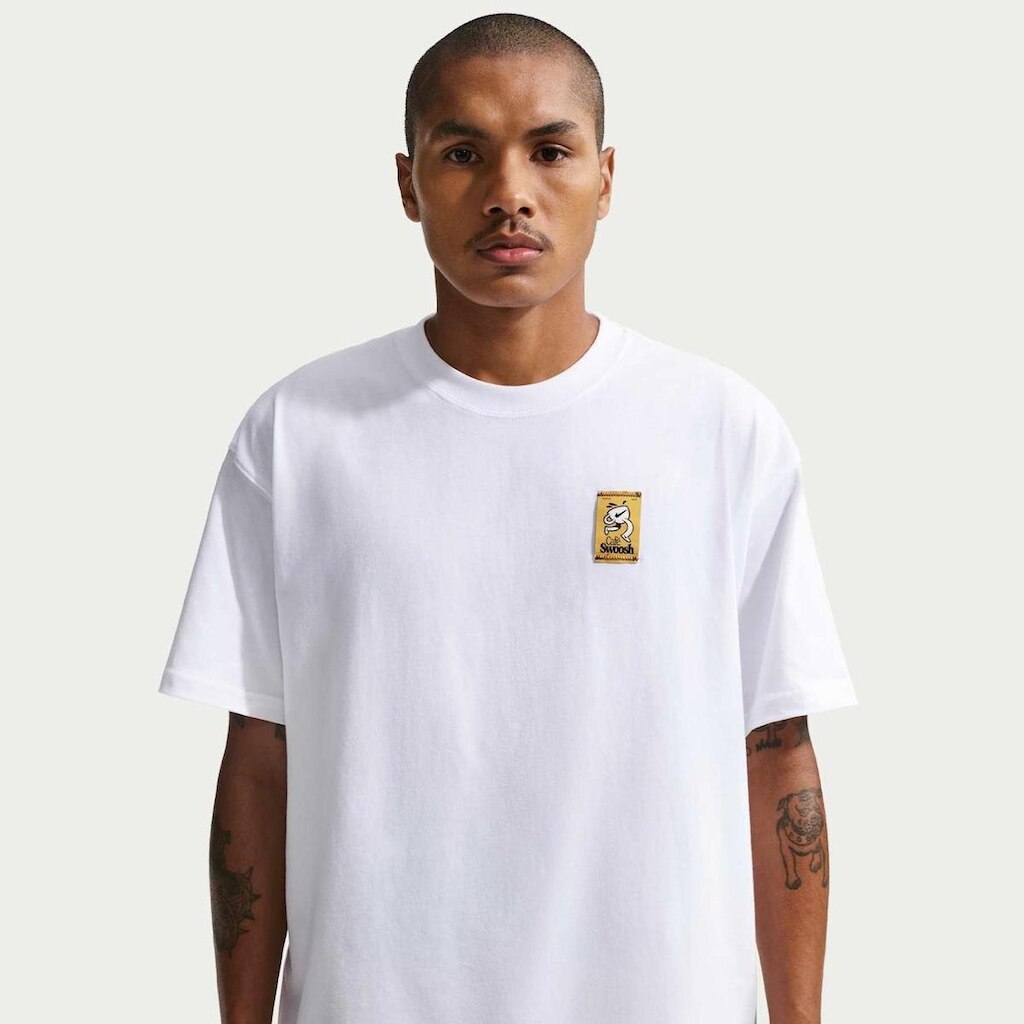 Camiseta Nike Sportswear Swoosh Masculina