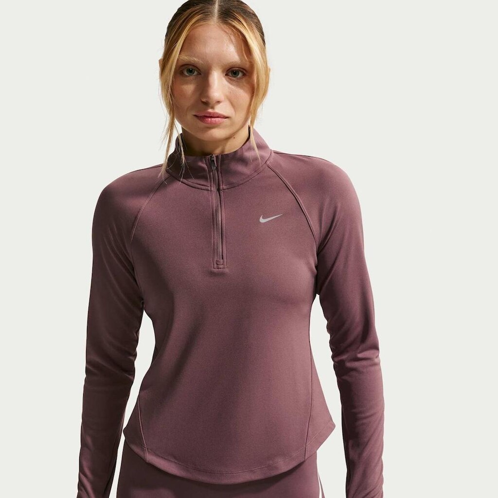 Camiseta Nike Swoosh Feminina