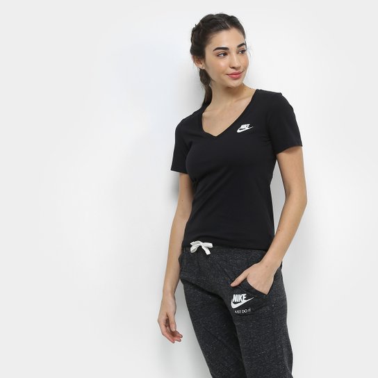 Camiseta Nike W Nsw Vneck Lbr Feminina - Preto+Branco