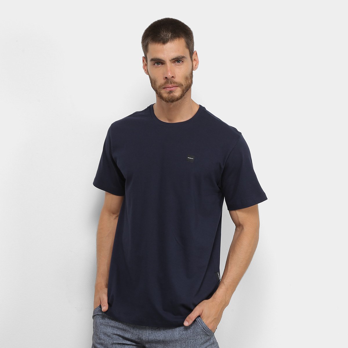 Camiseta Oakley Patch 2.0 Masculina Menor preço em Camiseta Oakley Patch 2.0 Masculina