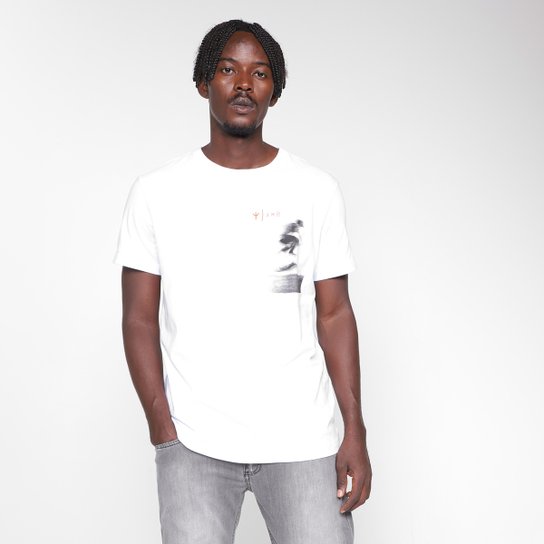 Camiseta Osklen Stone Flip Shadow Masculina - Branco Menor preço em Camiseta Osklen Stone Flip Shadow Masculina - Branco