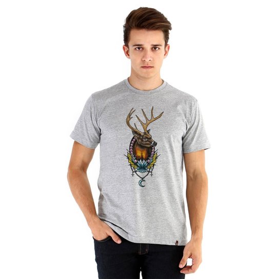 Camiseta Ouroboros manga curta deer - Cinza Menor preço em Camiseta Ouroboros manga curta deer - Cinza
