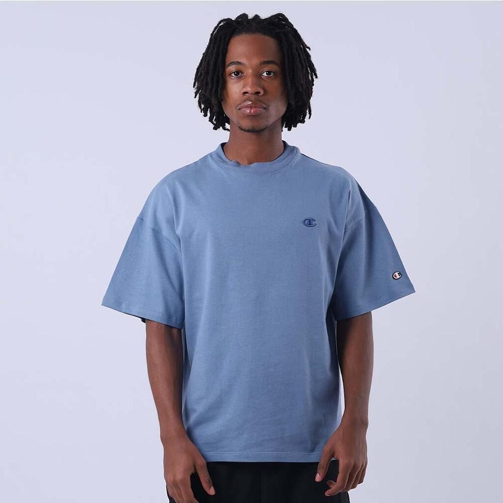 CAMISETA OVERSIZED CHAMPION LIFE C LOGO SURTON EMB