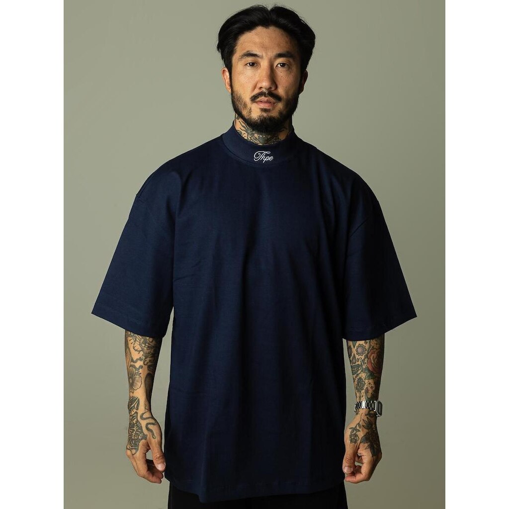 Camiseta Oversized Gola Alta Details