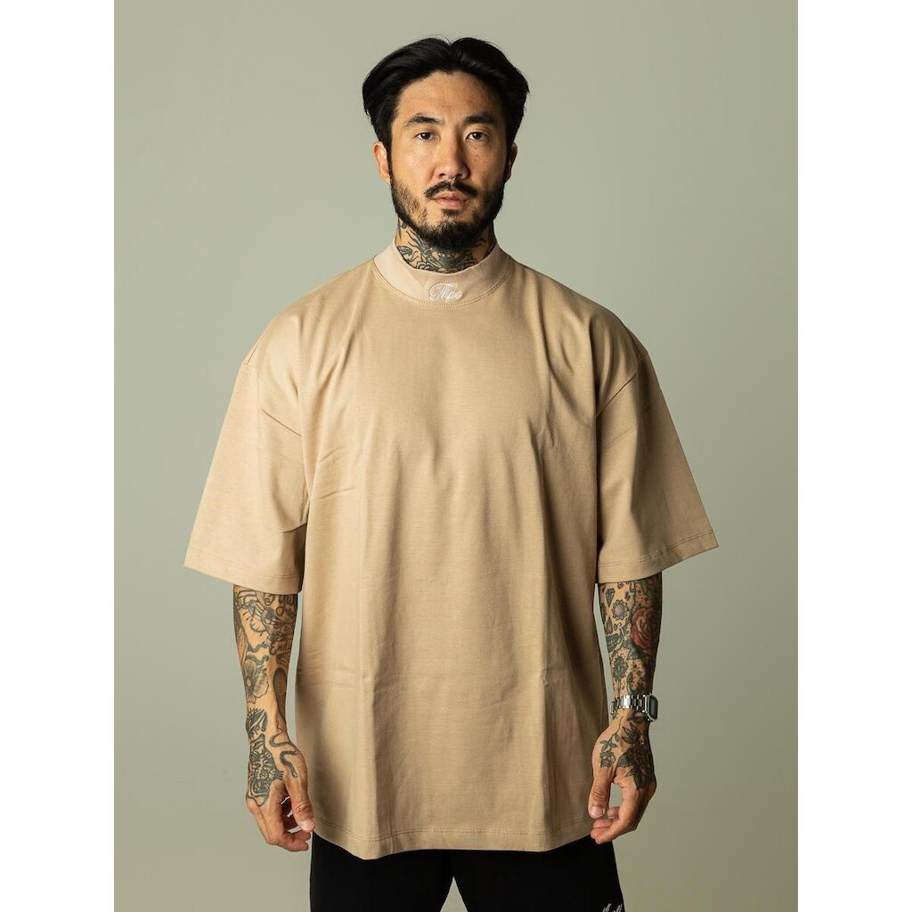 Camiseta Oversized Gola Alta Details