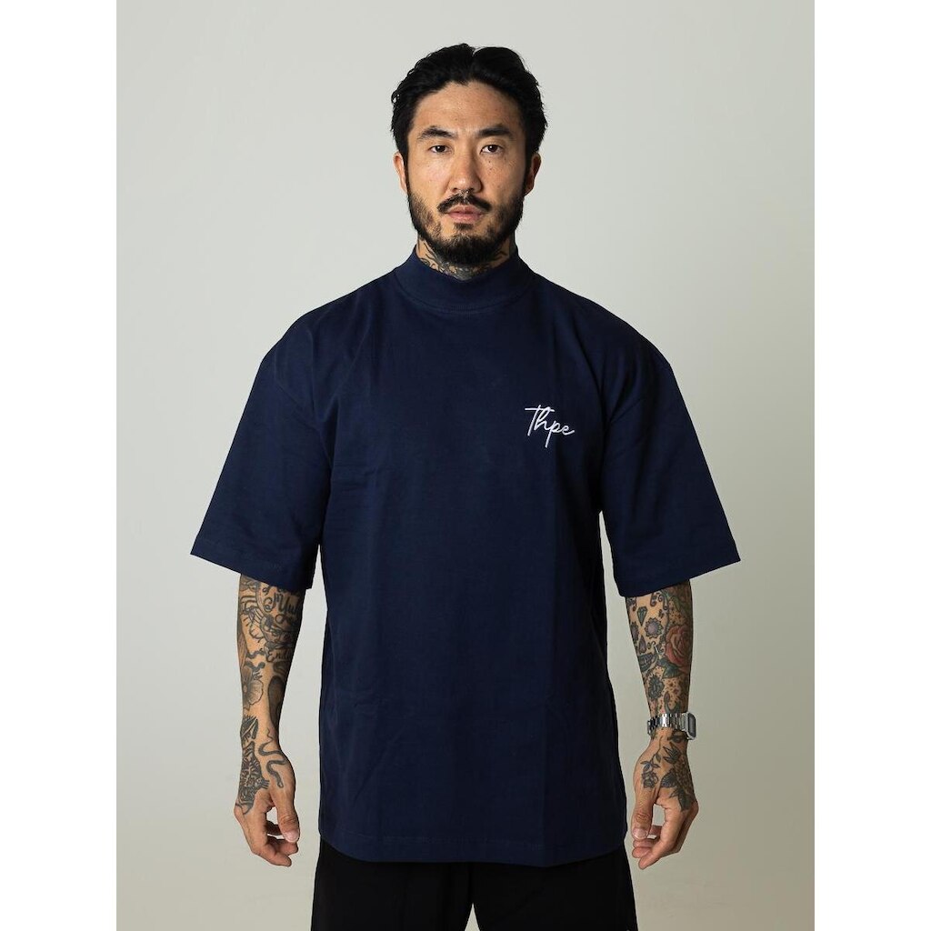 Camiseta Oversized Gola Alta Signature