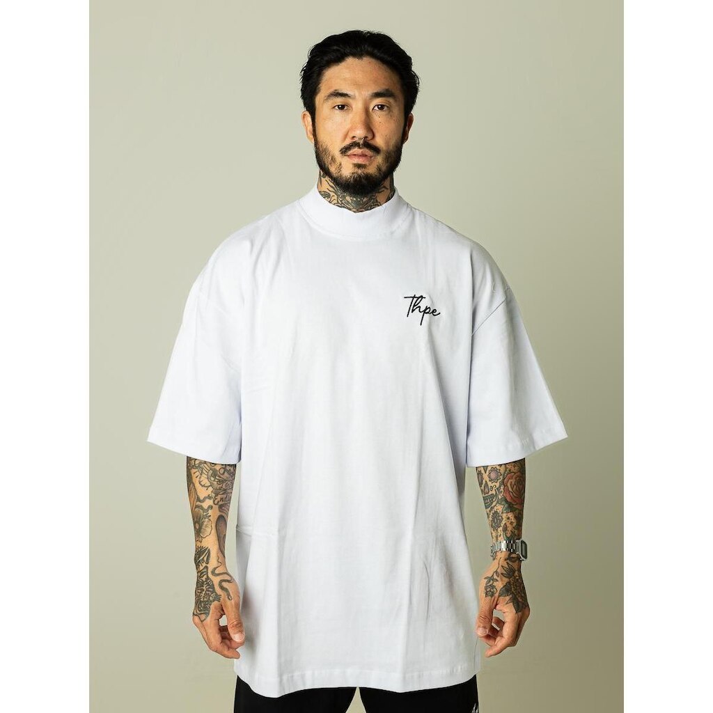 Camiseta Oversized Gola Alta Signature