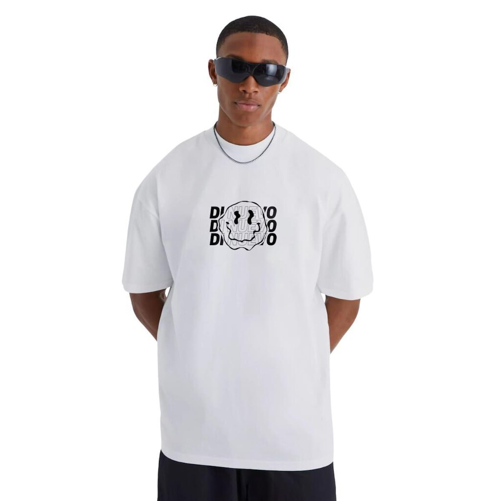 Camiseta Oversized Gola Alta Smile DNV Branca