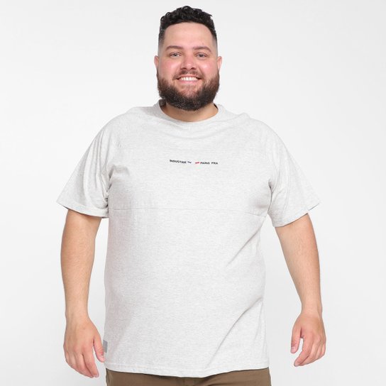 Camiseta Plus Size Industrie Masculina - Gelo Menor preço em Camiseta Plus Size Industrie Masculina - Gelo