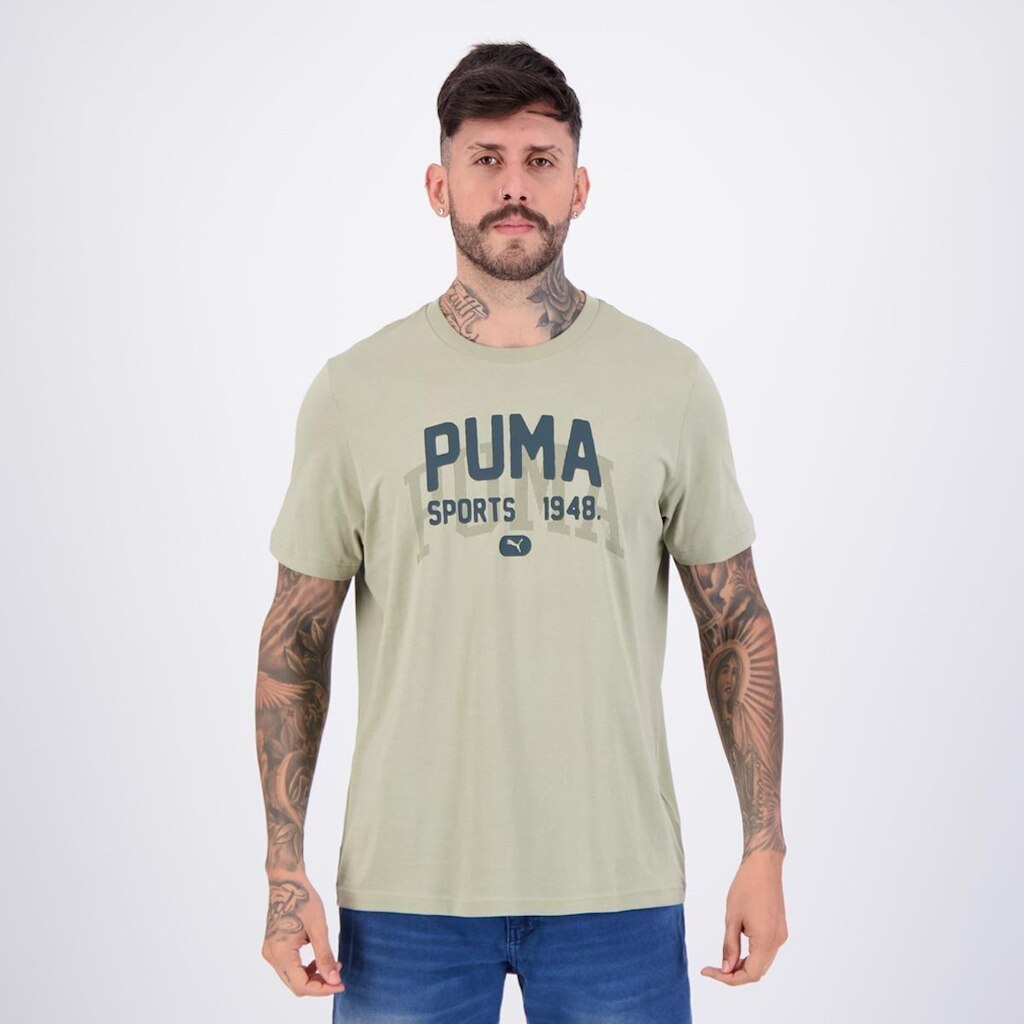 Camiseta Puma Graphics Varsity Masculina