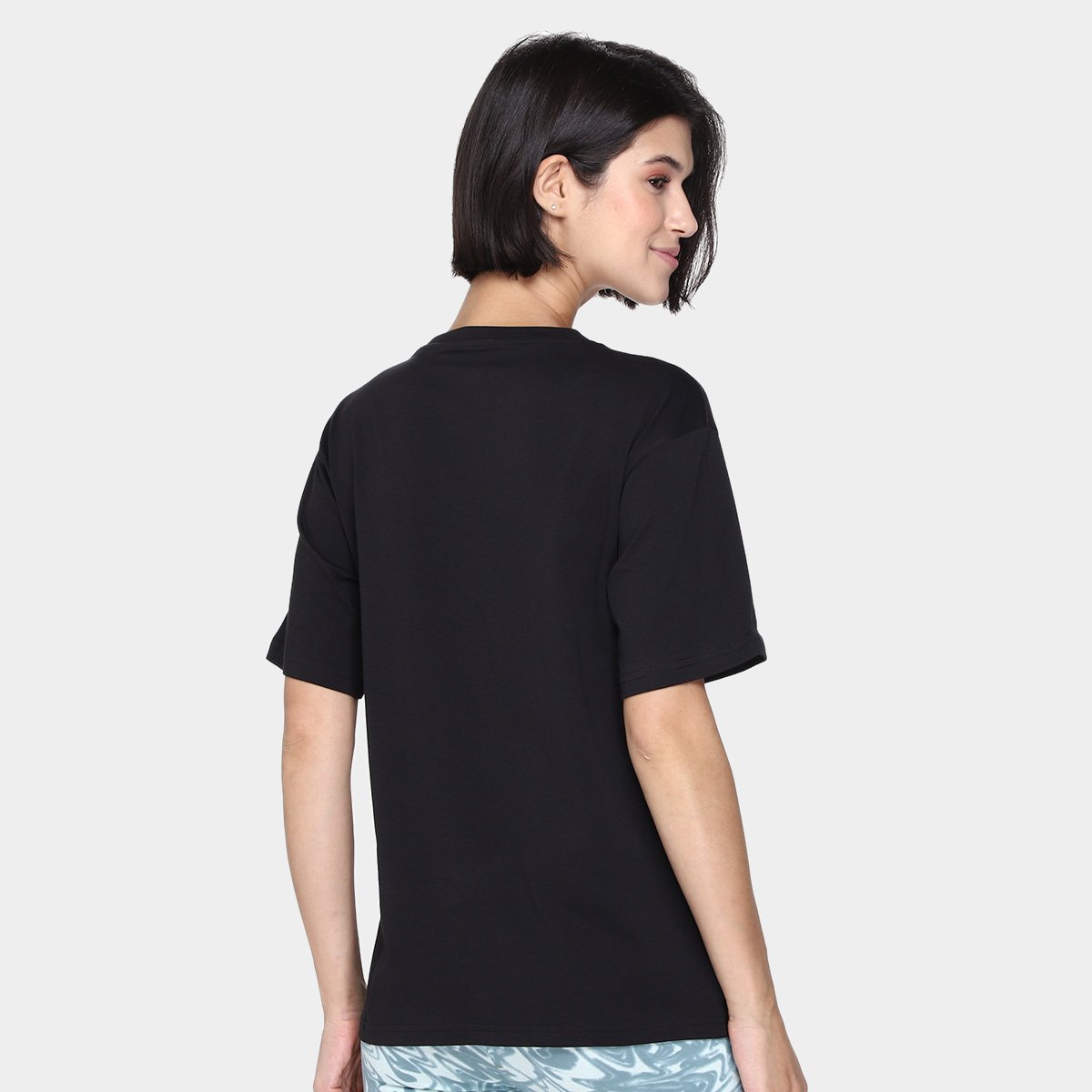 Camiseta Puma Logo Relaxed Feminina - 1