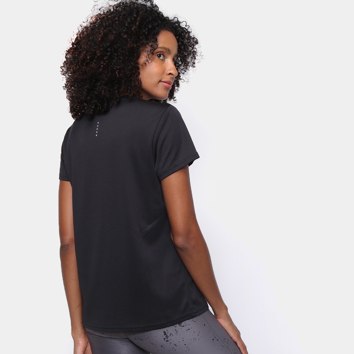 Camiseta Puma Run Favorite Feminina - 1
