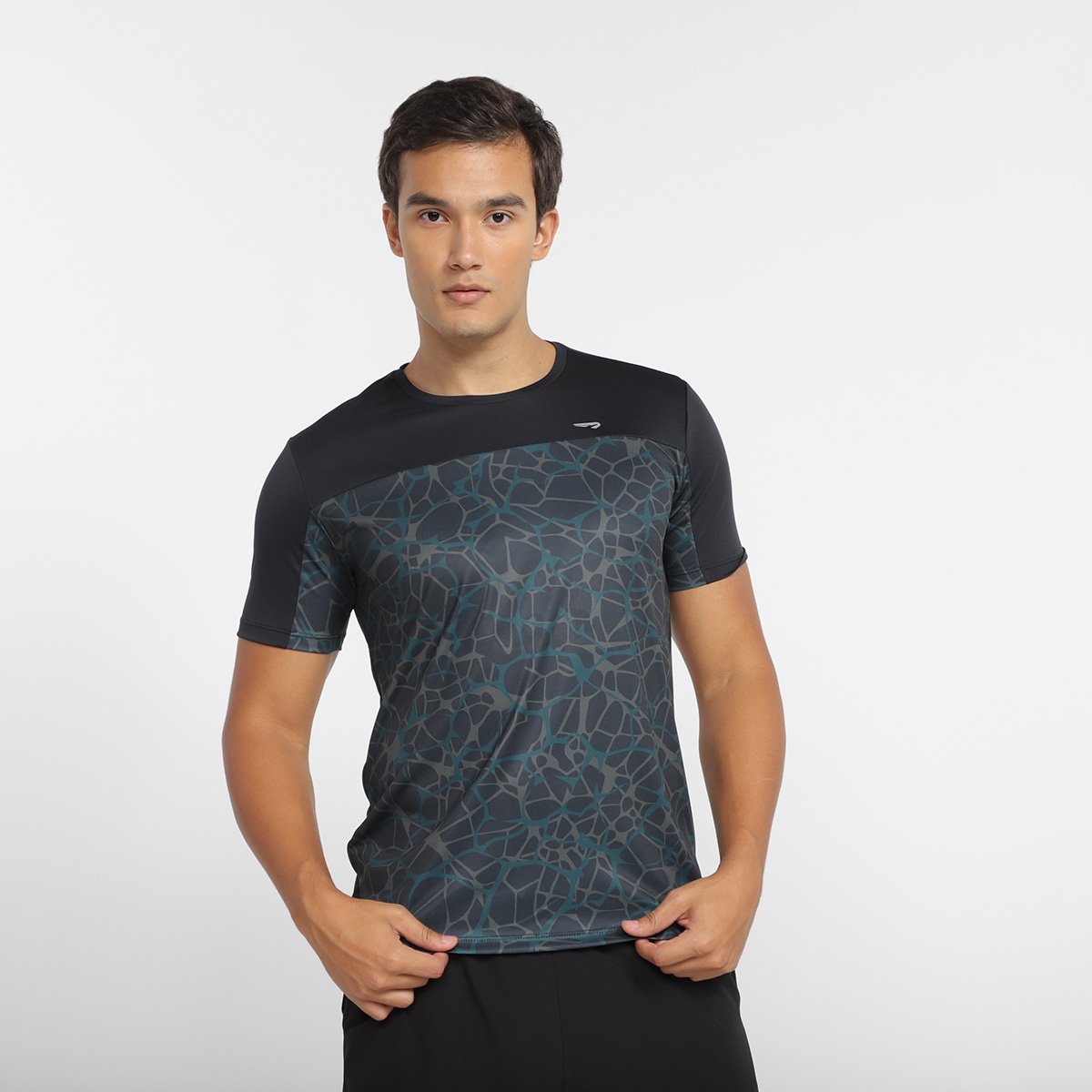 Camiseta Rainha Max Masculina é boa?