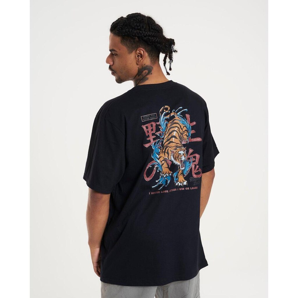 Camiseta Regular Estampada - Fight Masculina
