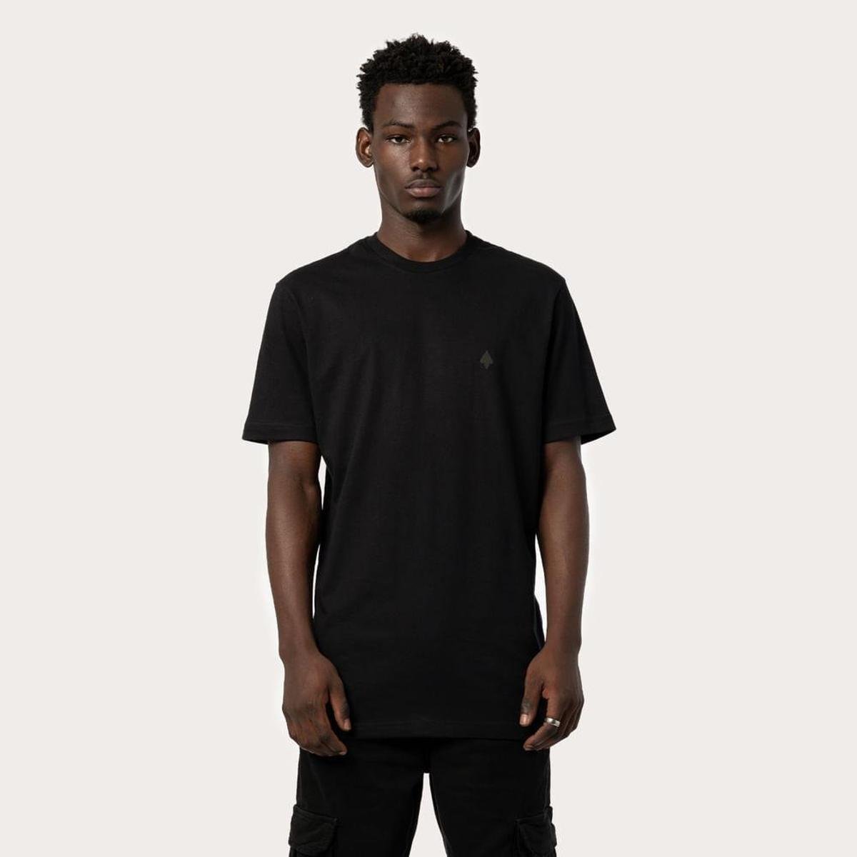 Camiseta Regular MCD More Core Masculina Menor preço em Camiseta Regular MCD More Core Masculina