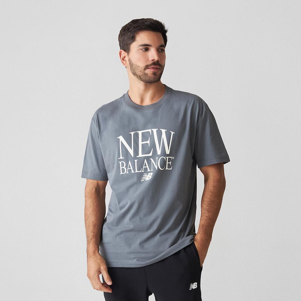 Camiseta Reimagined Graphic Masculina