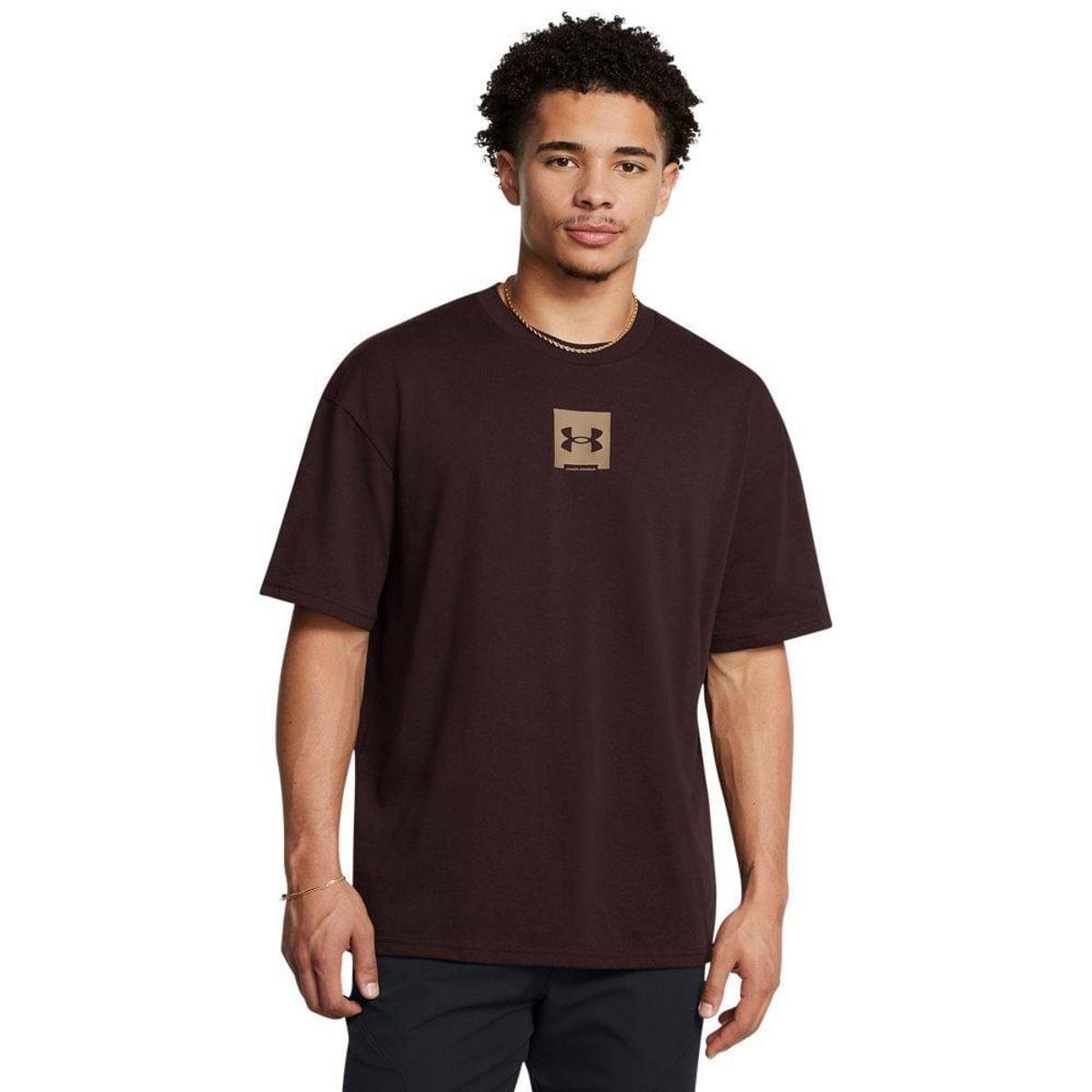 Camiseta Sportstyle Masculina Under Armour Heavyweight Oversized Menor preço em Camiseta Sportstyle Masculina Under Armour Heavyweight Oversized