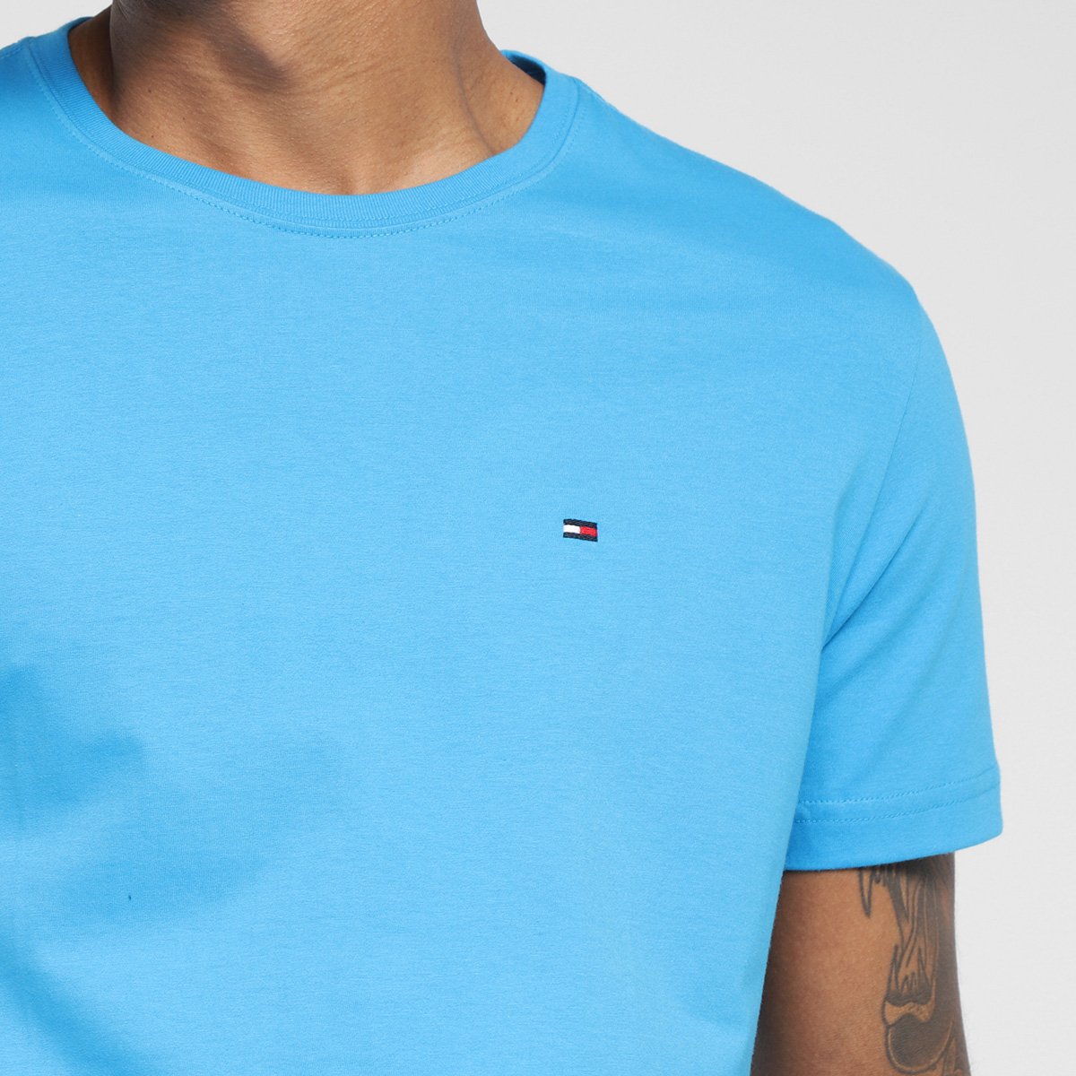 Camiseta Tommy Hilfiger Básica Masculina - 2