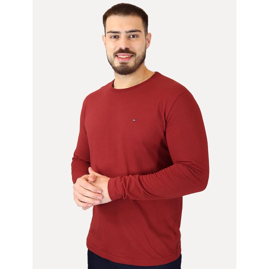 Camiseta Tommy Hilfiger Longa Essential Cotton Vermelha