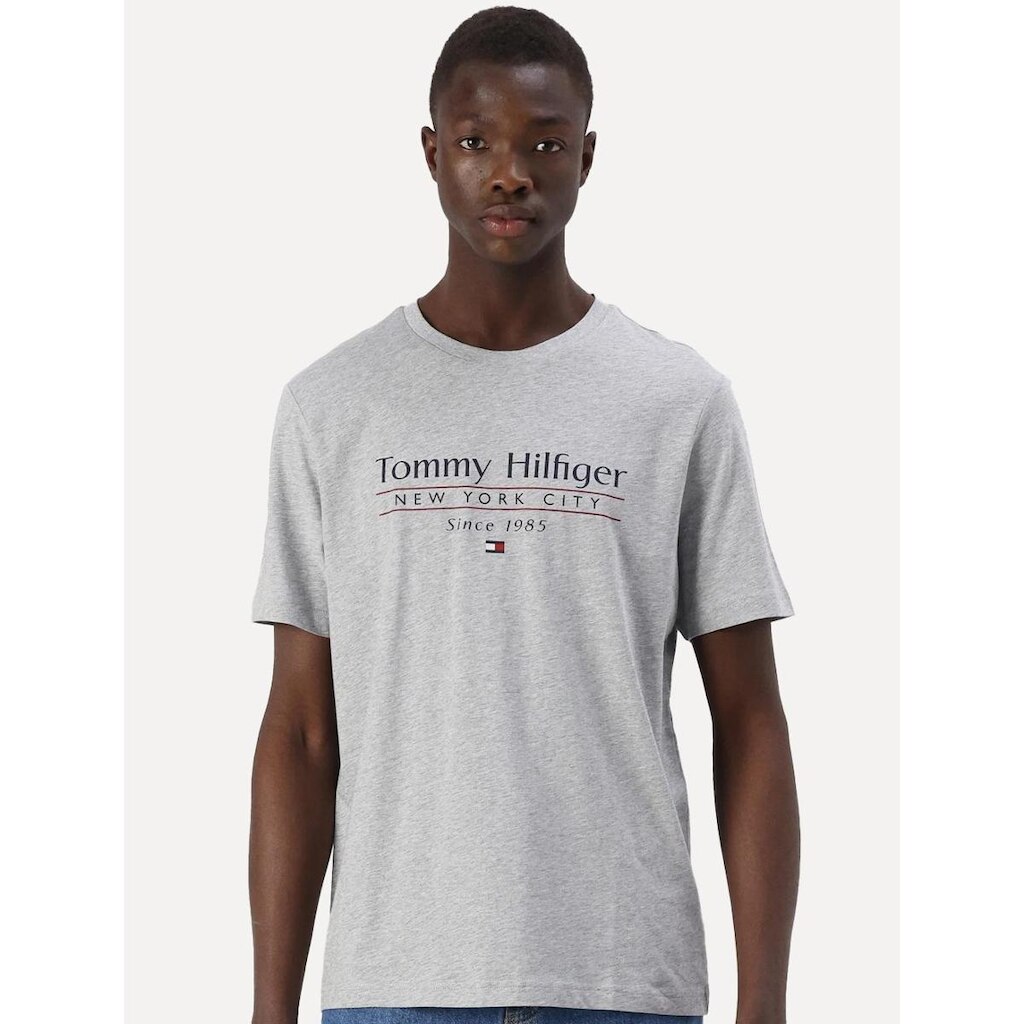 Camiseta Tommy Hilfiger Masculina Center Stack Cinza Mescla