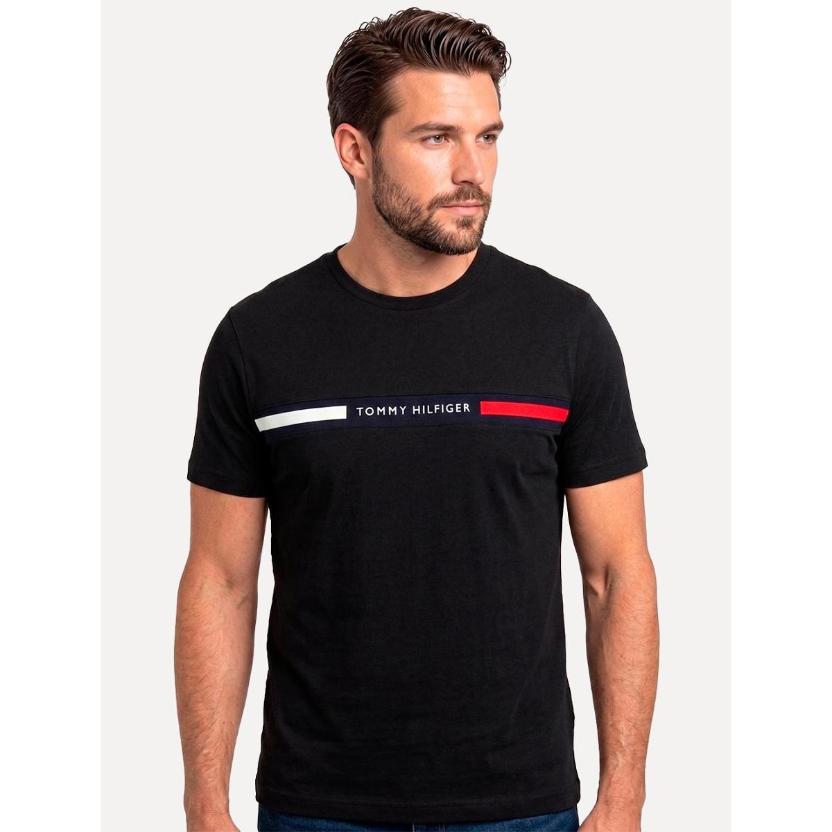 Camiseta Tommy Hilfiger Masculina Chest Insert Logo Preta Menor preço em Camiseta Tommy Hilfiger Masculina Chest Insert Logo Preta