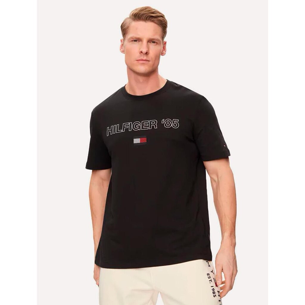 Camiseta Tommy Hilfiger Masculina Essential '85 Preta