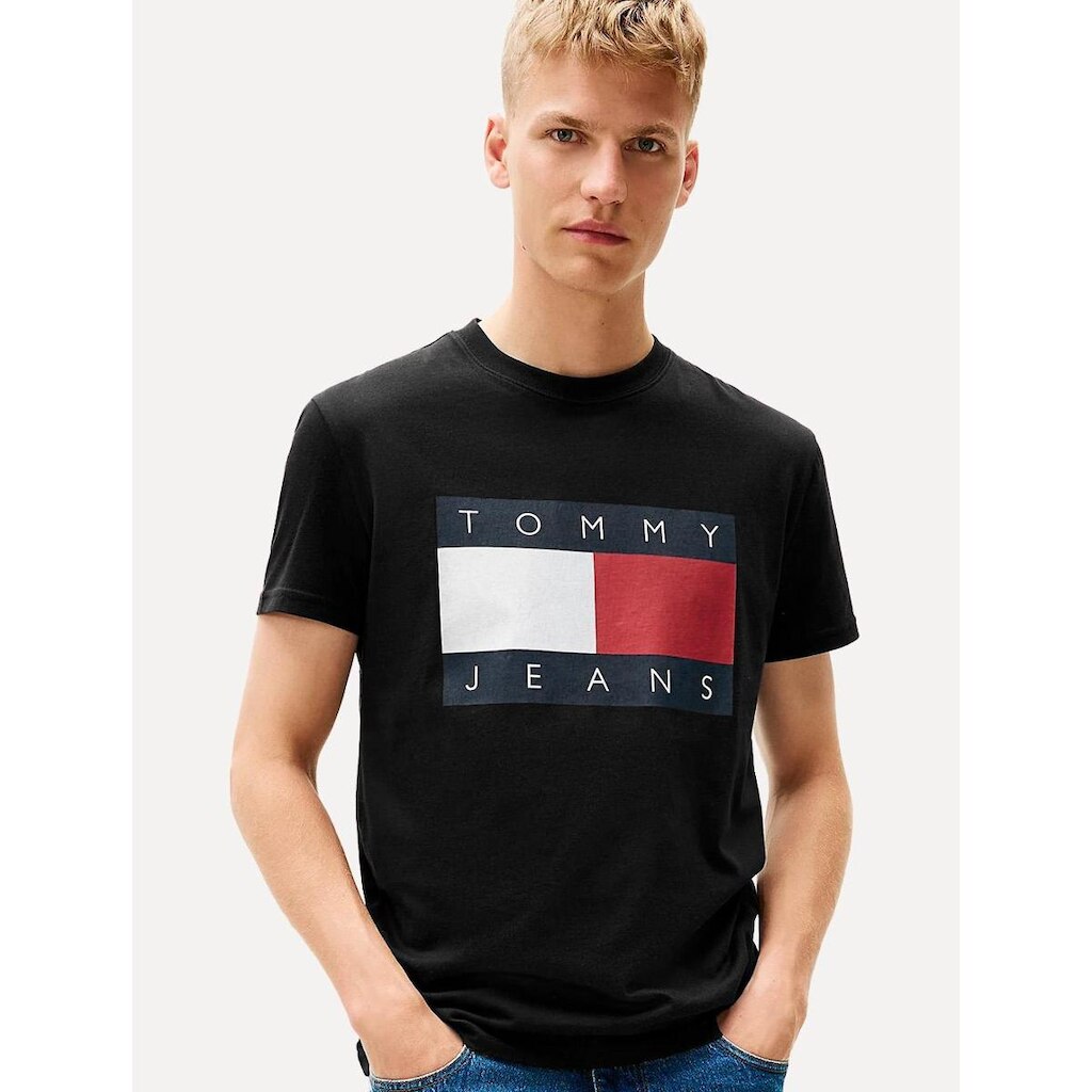 Camiseta Tommy Hilfiger Masculina Regular Big Flag Preta