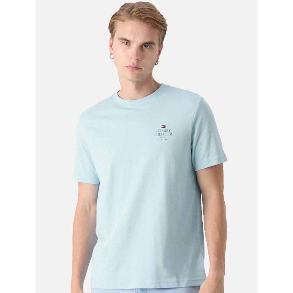 Camiseta Tommy Hilfiger Masculina Stack Brand Love Azul Claro