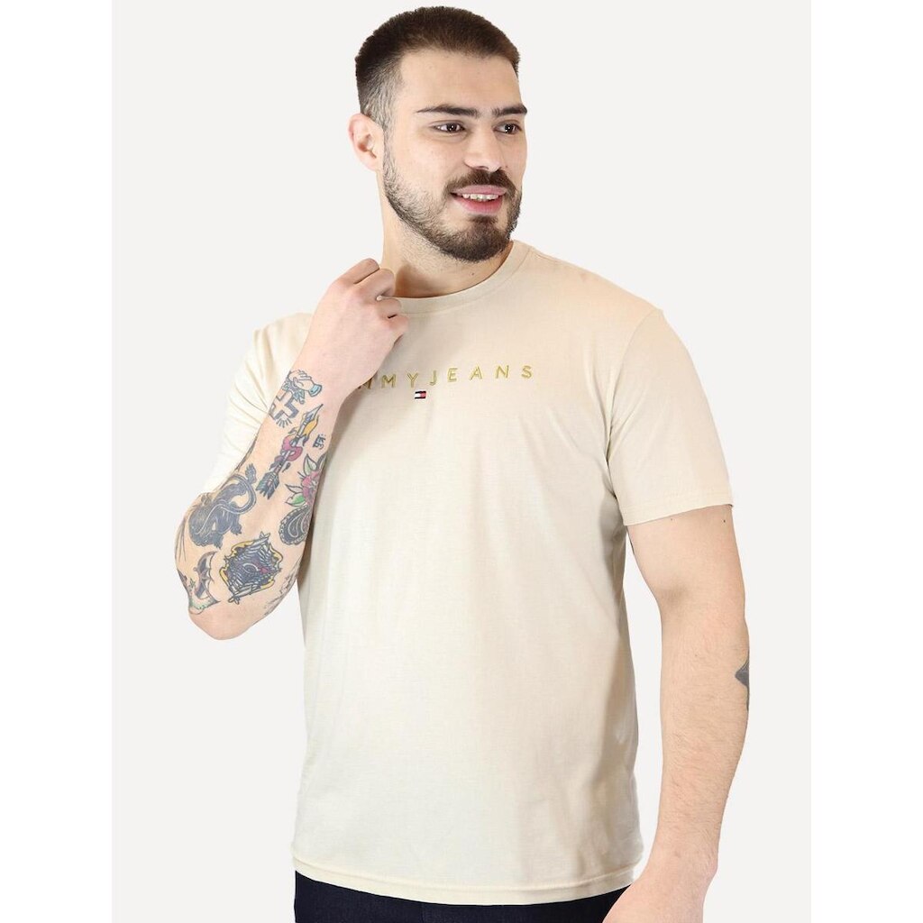 Camiseta Tommy Jeans Masculina Core Linear Gold Logo Areia