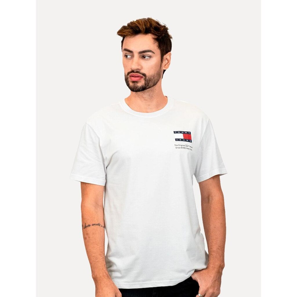 Camiseta Tommy Jeans Masculina Regular Essential Flag Text Branca