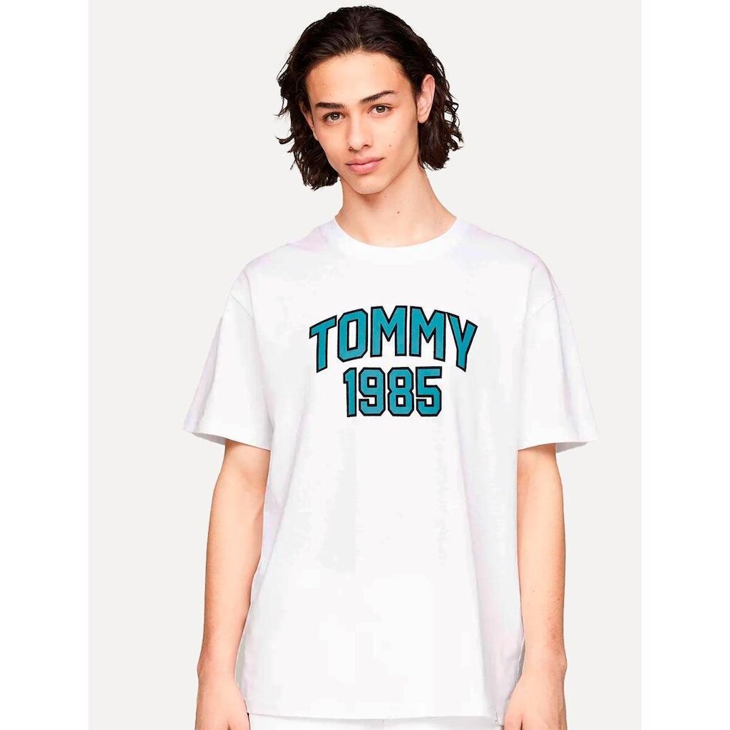 Camiseta Tommy Jeans Masculina Regular Varsity Arc Branca