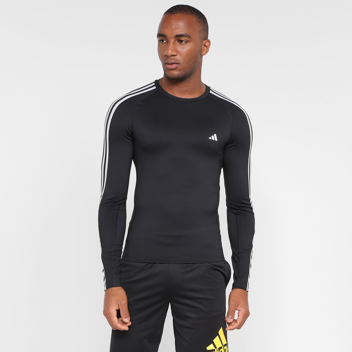 Camiseta Treino Adidas Techfit 3 Stripes Manga Longa Masculina Menor preço em Camiseta Treino Adidas Techfit 3 Stripes Manga Longa Masculina