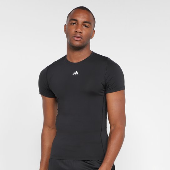 Camiseta Treino Adidas Techfit Masculina - Preto Menor preço em Camiseta Treino Adidas Techfit Masculina - Preto