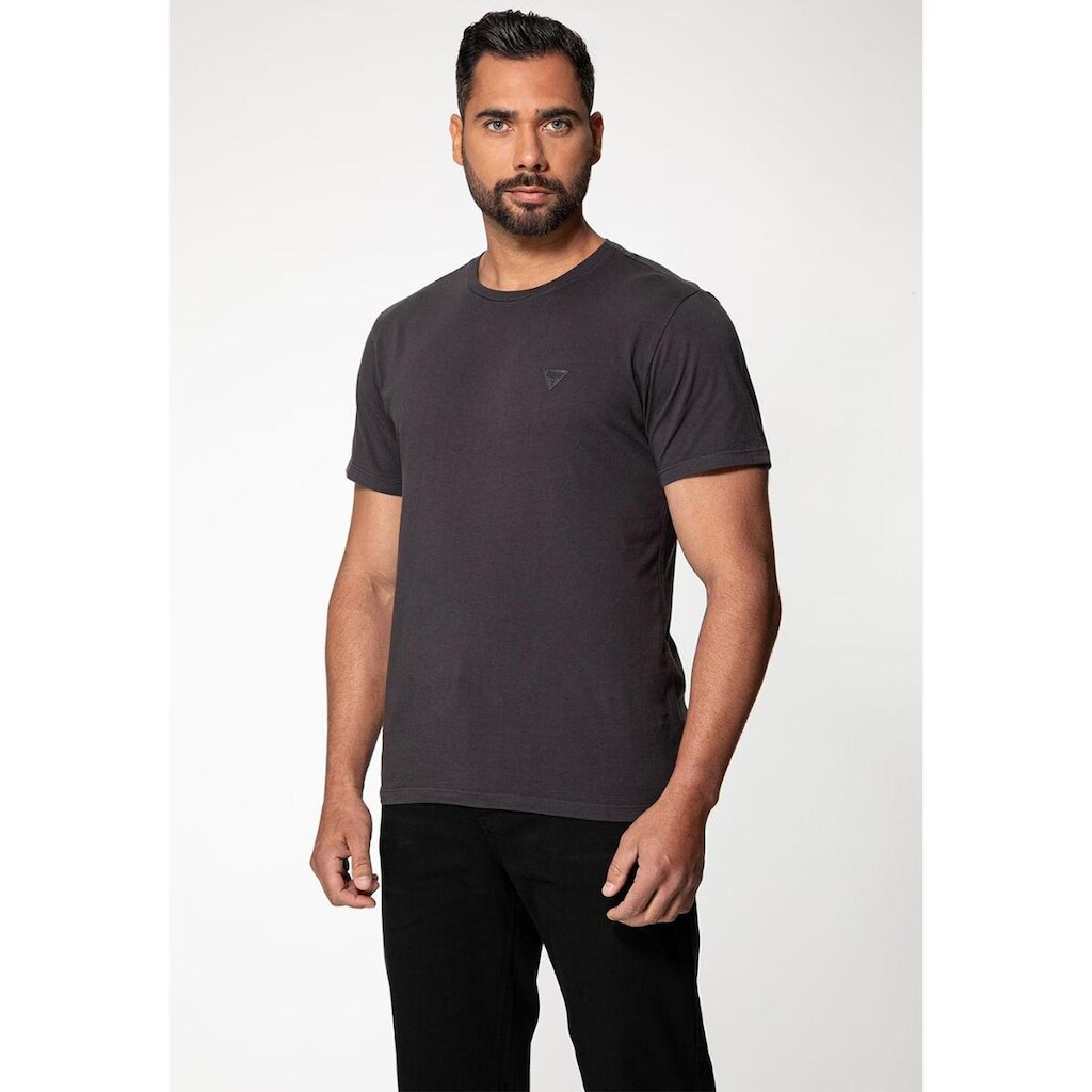 Camiseta Triângulo Emborrachado Guess Cinza Escuro