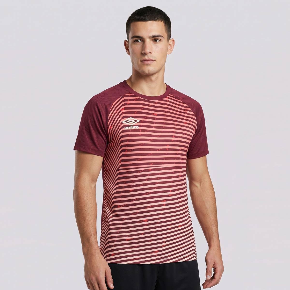 Camiseta Umbro Pro 5 - Bordô | Netshoes