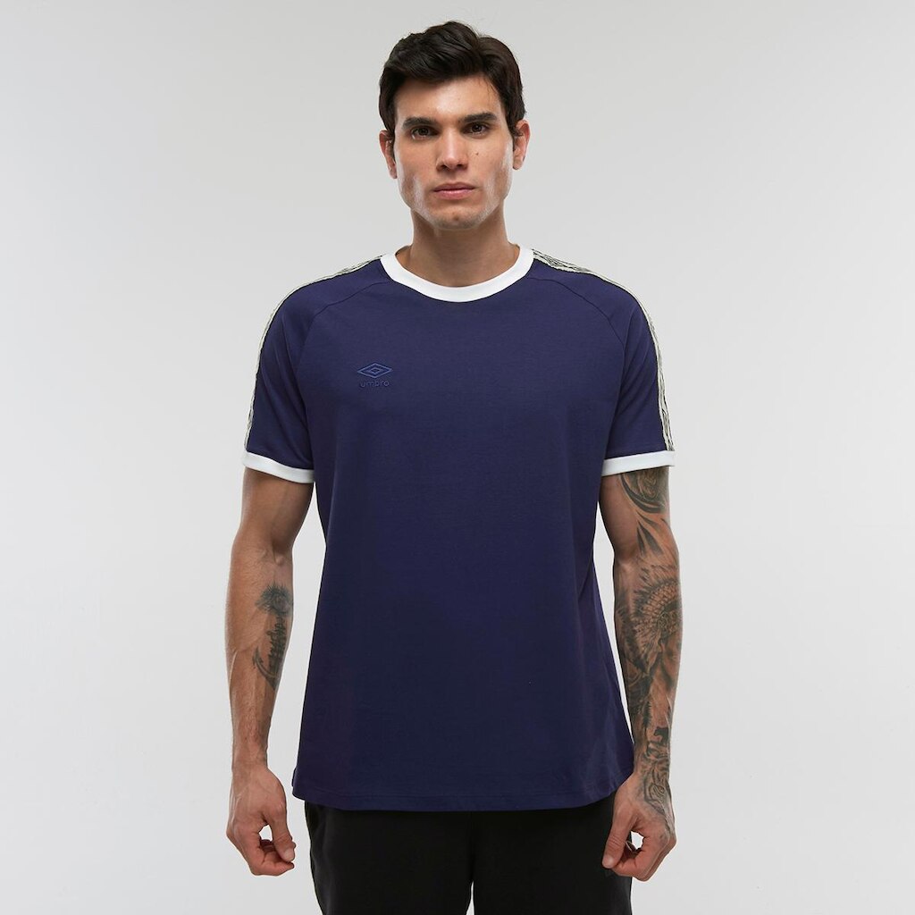 Camiseta Umbro Tape F.c. Masculina