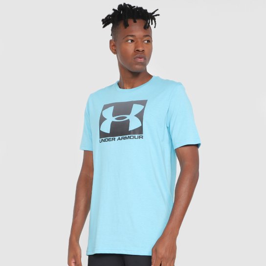 Camiseta Under Armour Boxed Sportstyle Masculina - Azul+Preto Menor preço em Camiseta Under Armour Boxed Sportstyle Masculina - Azul+Preto
