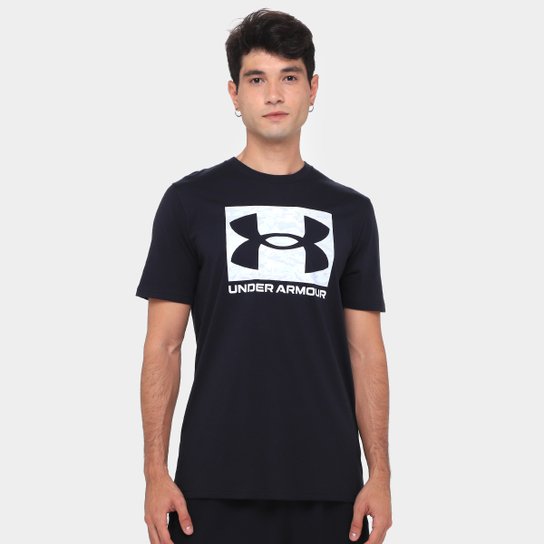 Camiseta Under Armour Camo Boxed Masculina - Preto Menor preço em Camiseta Under Armour Camo Boxed Masculina - Preto