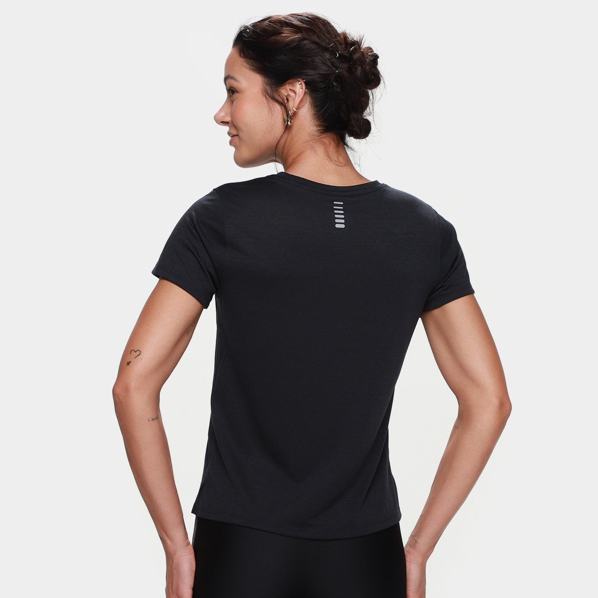 Camiseta Under Armour Launch Sho Feminina - 1